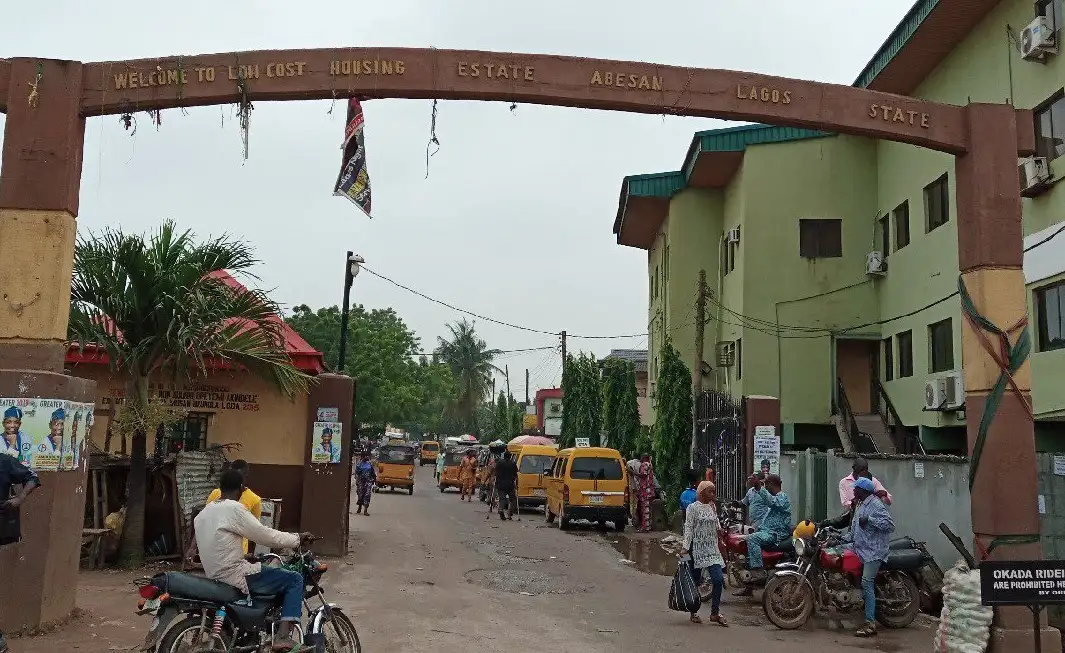 Abesan Estate, P and T, Baruwa Gate; Location, Area Guide, Leisure and Shopping, Schools, Apartments and Properties