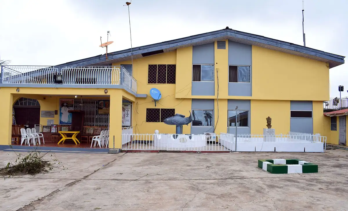 New_Ata_Oja_Palace_house,_Osun_Osogbo.jpg