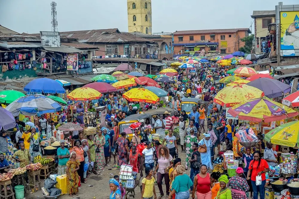 Mushin Lagos; Location, Area Guide, Leisure and Shopping, Apartments and Properties